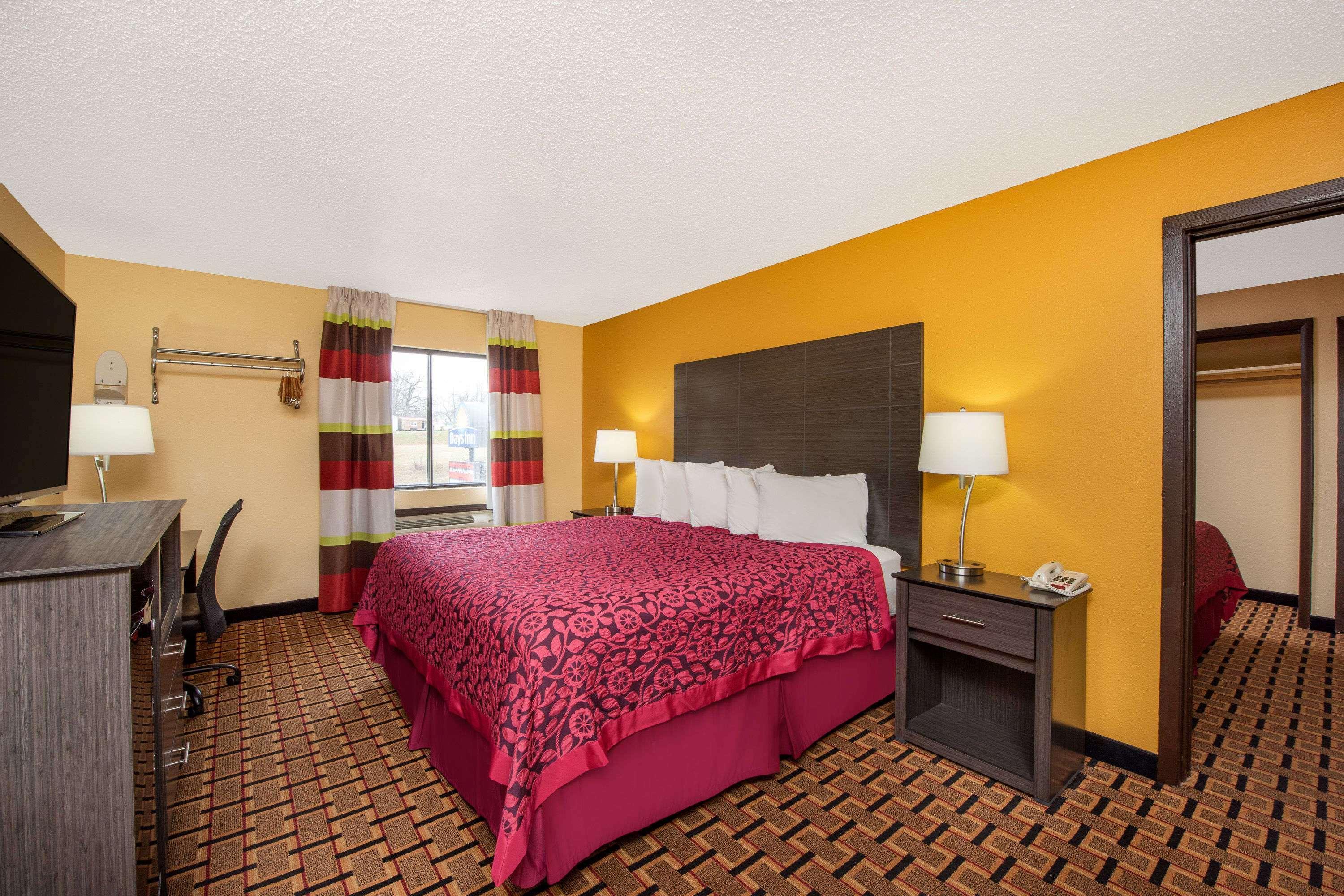 Days Inn By Wyndham Carthage Ngoại thất bức ảnh