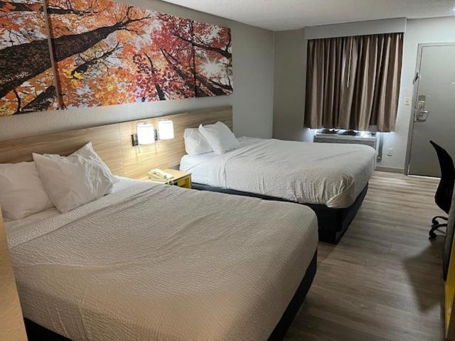 Days Inn By Wyndham Carthage Ngoại thất bức ảnh
