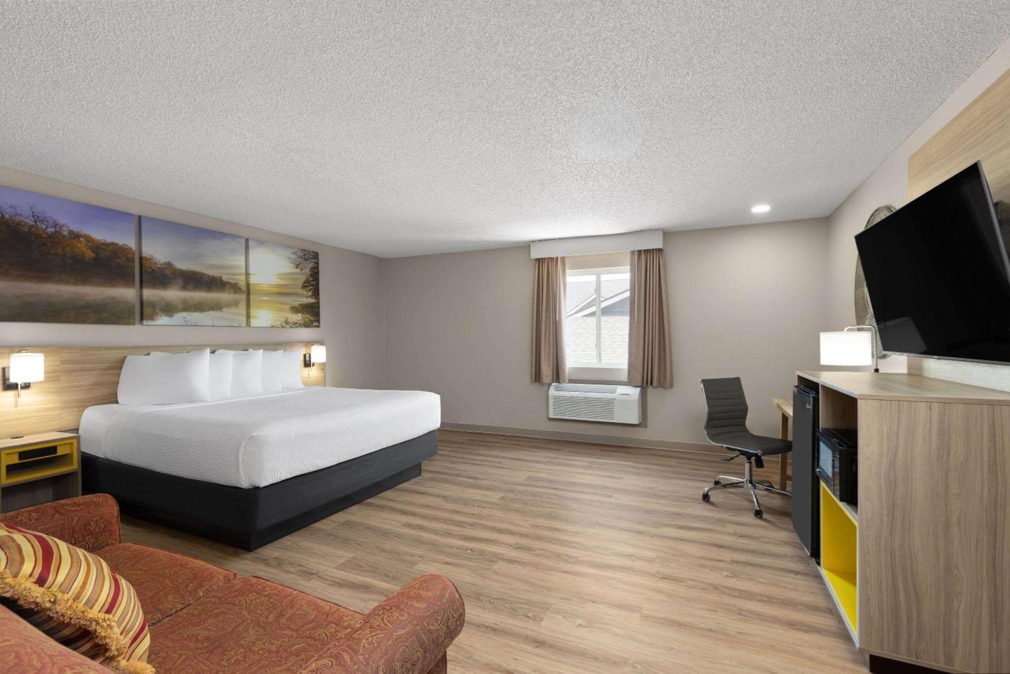 Days Inn By Wyndham Carthage Ngoại thất bức ảnh